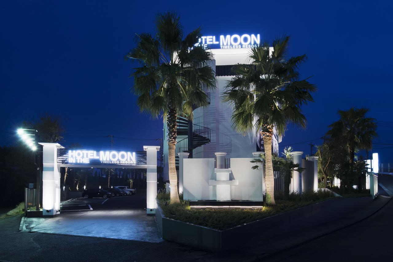 Hotel In The Moon (Adults Only) Yokohama  Ngoại thất bức ảnh