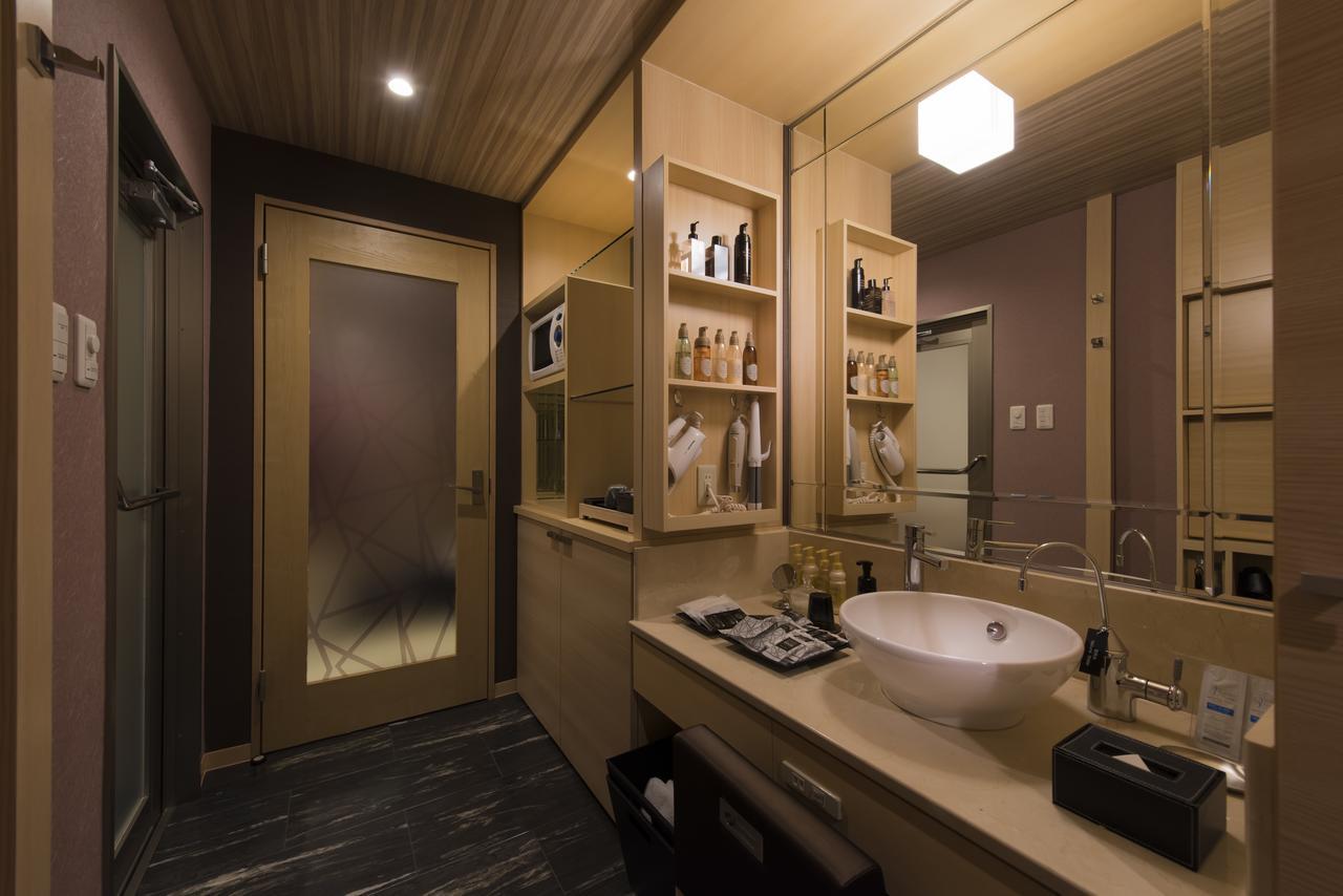 Hotel In The Moon (Adults Only) Yokohama  Ngoại thất bức ảnh