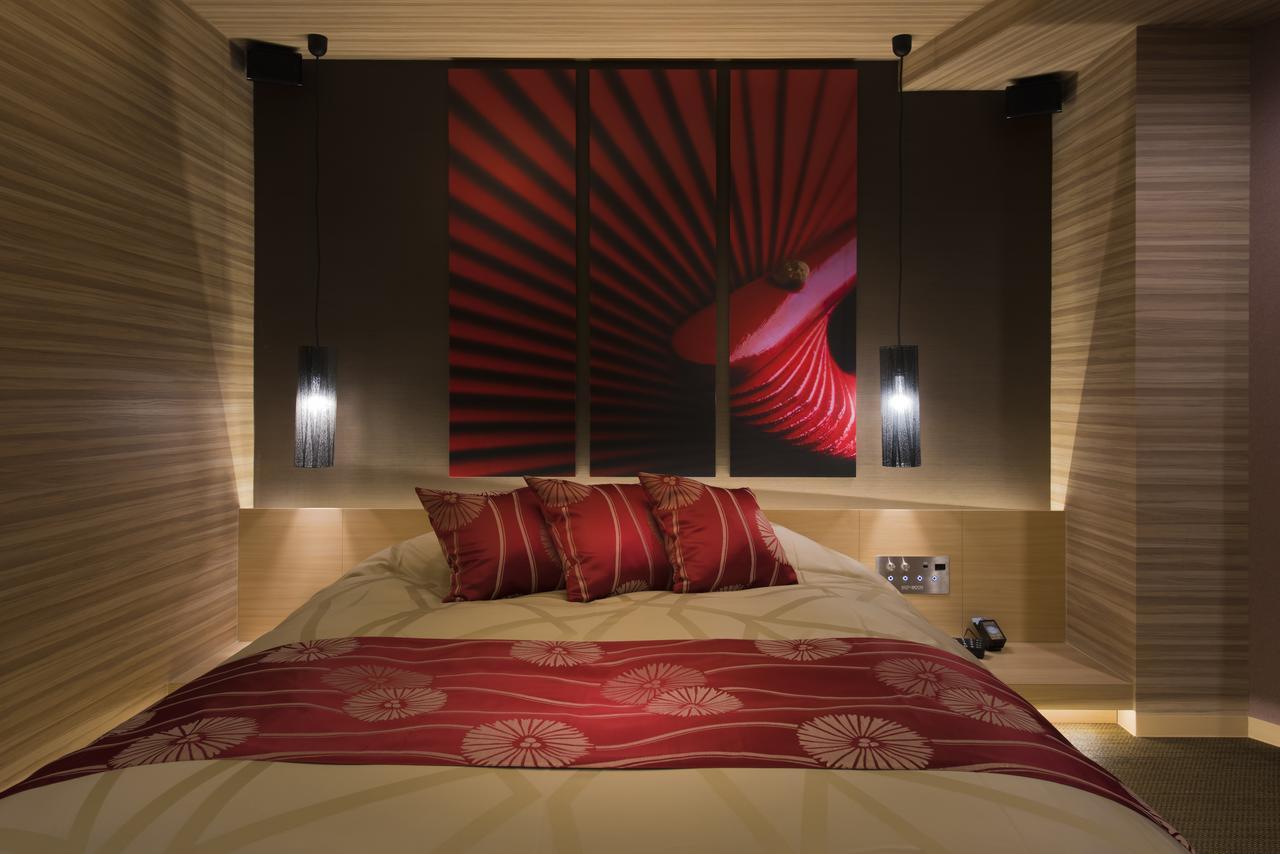 Hotel In The Moon (Adults Only) Yokohama  Ngoại thất bức ảnh